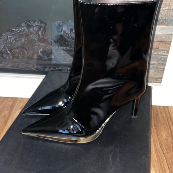 Guiseppe Zanotti Women's Virgyn High Heel Booties - Picture 5 of 7